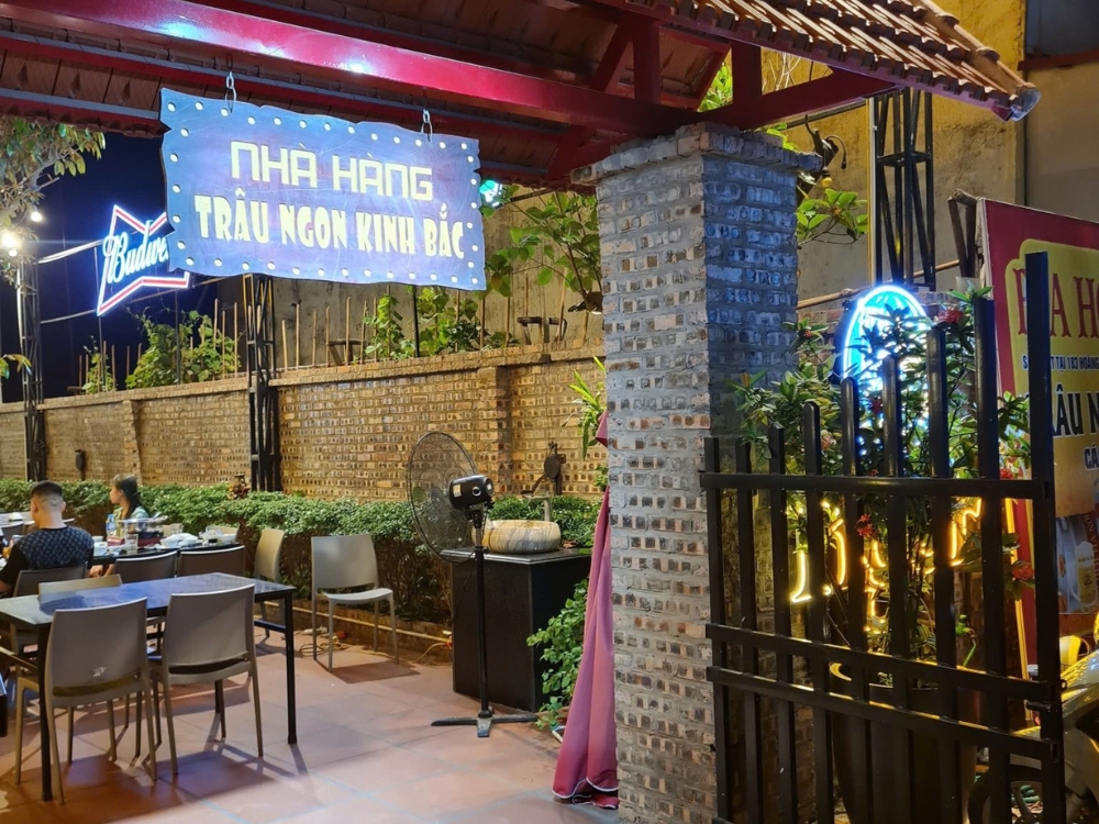 Đôi nét về nhà hàng (không gian, menu)
